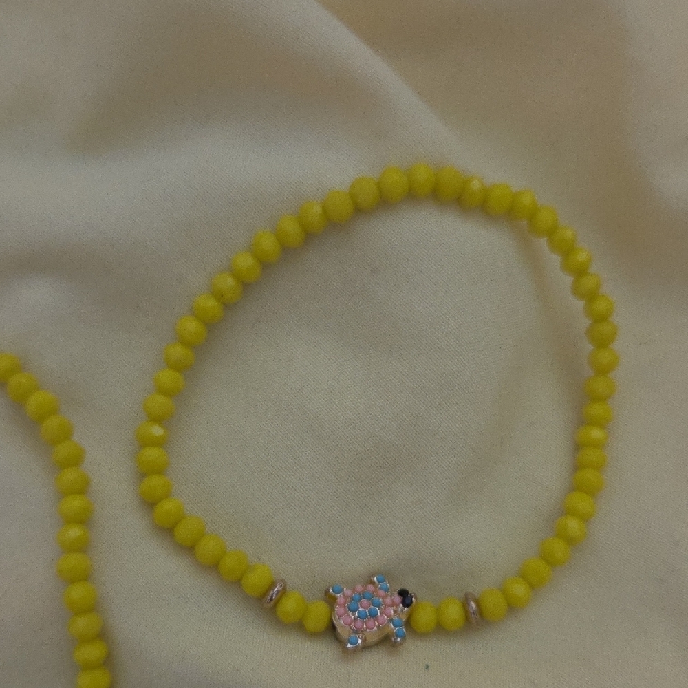 Yellow Beaded Turtle Charm Bracelet Set - Picture 4 of 4